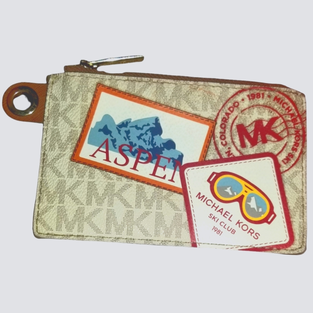 Micheal Kors Vanilla Aspen Card Case Wristlet